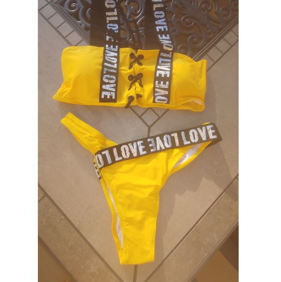 Brand new sexy and unique two piece! - Picture 2 of 4